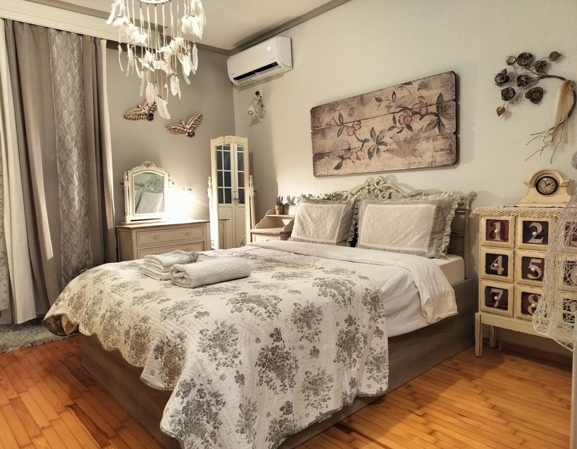 Castleview 2Br Welcome Stay Spacious Lux Apartment Tesalonika Bagian luar foto