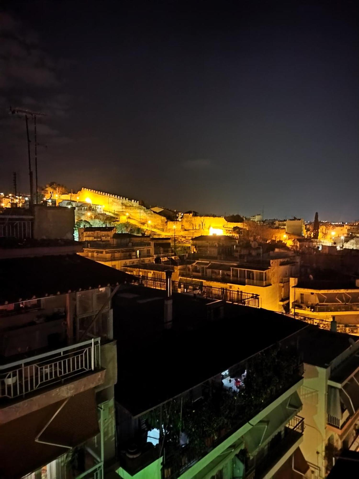 Castleview 2Br Welcome Stay Spacious Lux Apartment Tesalonika Bagian luar foto