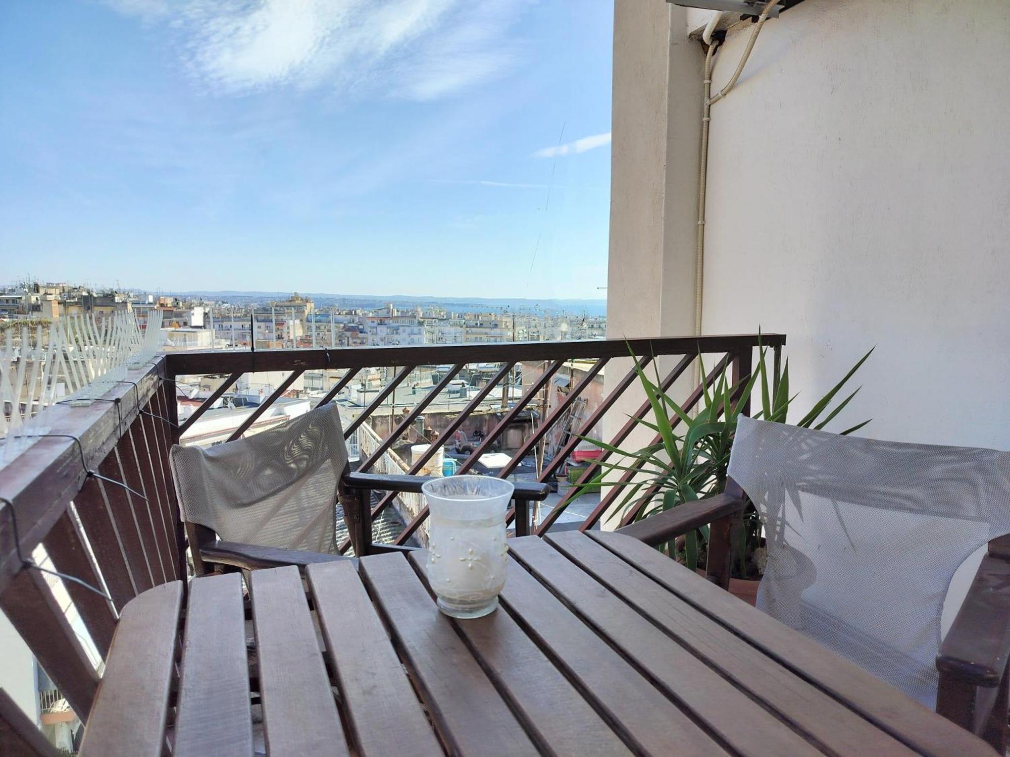 Castleview 2Br Welcome Stay Spacious Lux Apartment Tesalonika Bagian luar foto